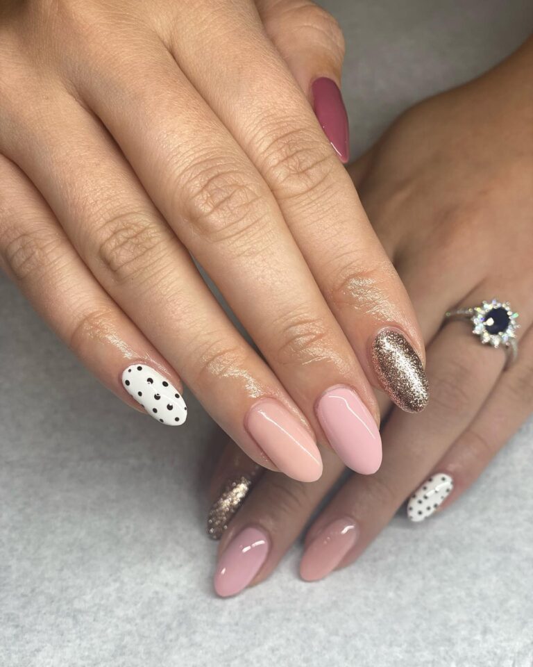 253762283 3303010786490149 8882391633015266085 n 768x960