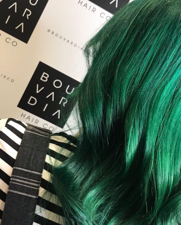 239310801 1469981310033547 897386265097416509 n 768x957