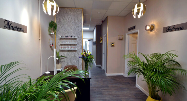 swc manicure station 1600 768x416