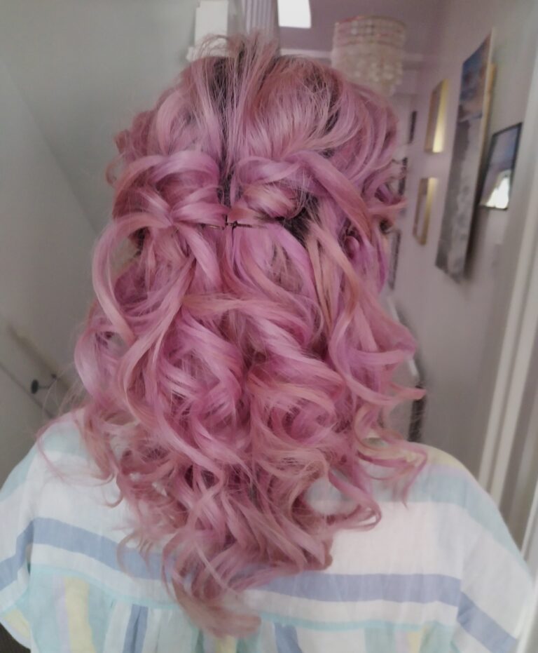 245956923 1716205481896568 2504581112349842010 n 768x931