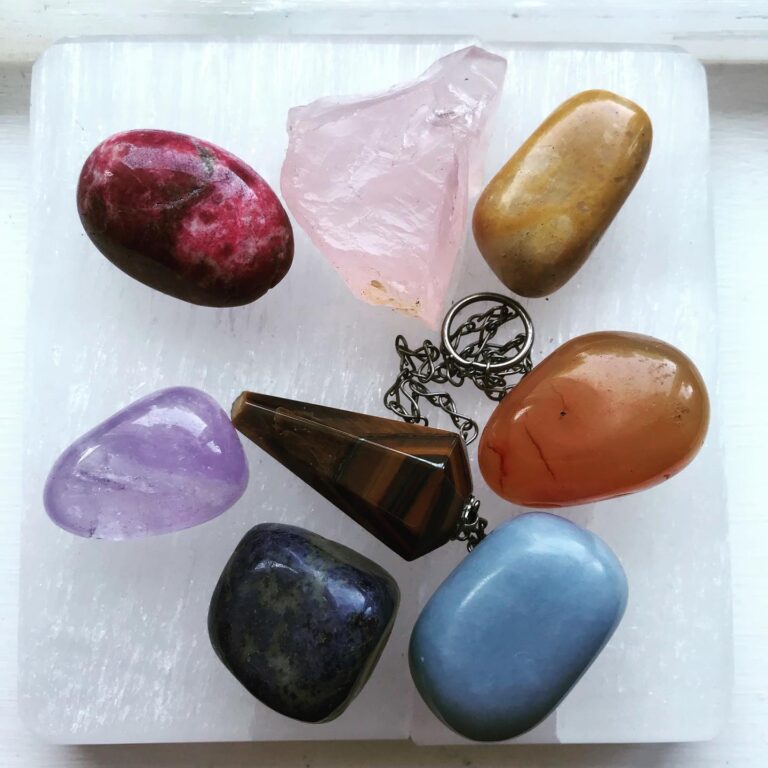 289443324 5492769757441602 8873764192279515595 n 768x768