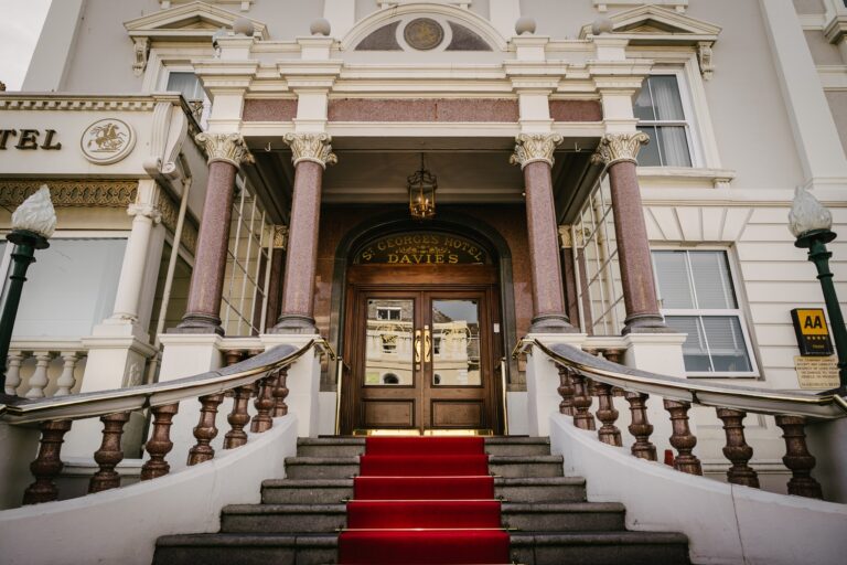 307990171 6135491776478053 282627026627243691 n 768x512