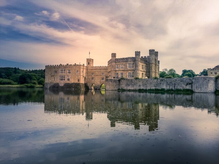 A large moat 768x576