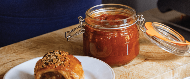 tomatorelish min 1000x417 1 768x320